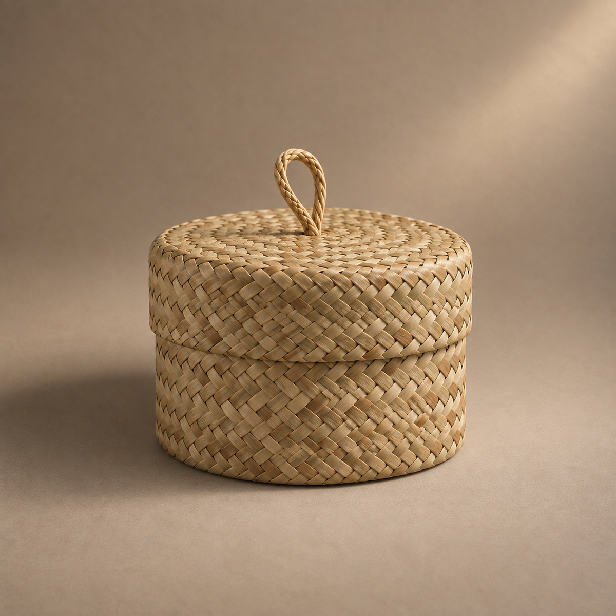 Boîte de rangement ronde en osier avec couvercle