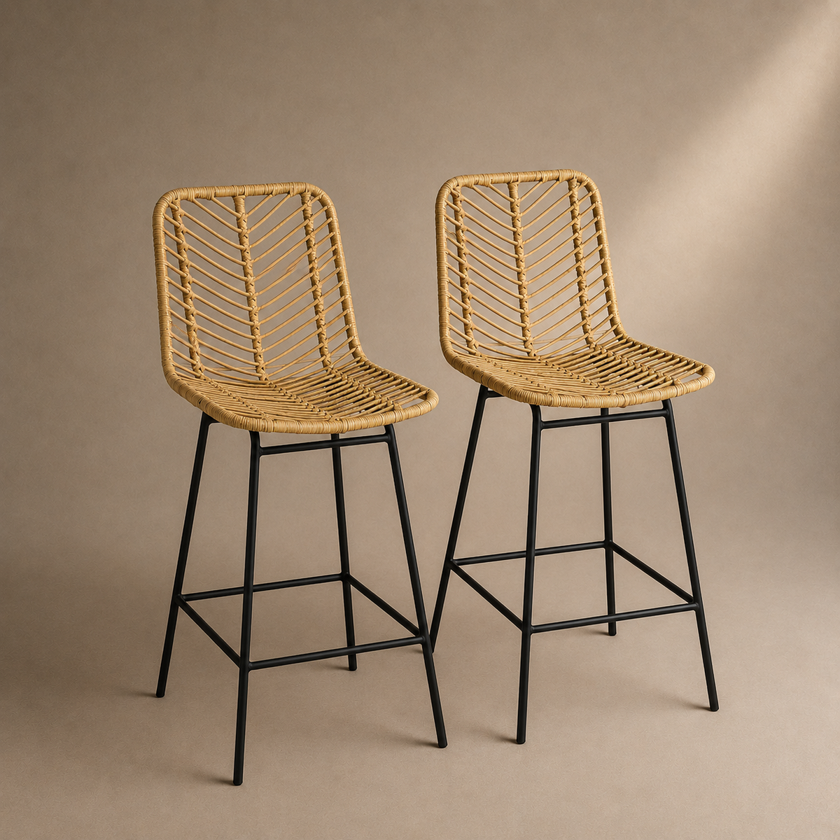 Lot de 2 tabourets de bar en osier bohème