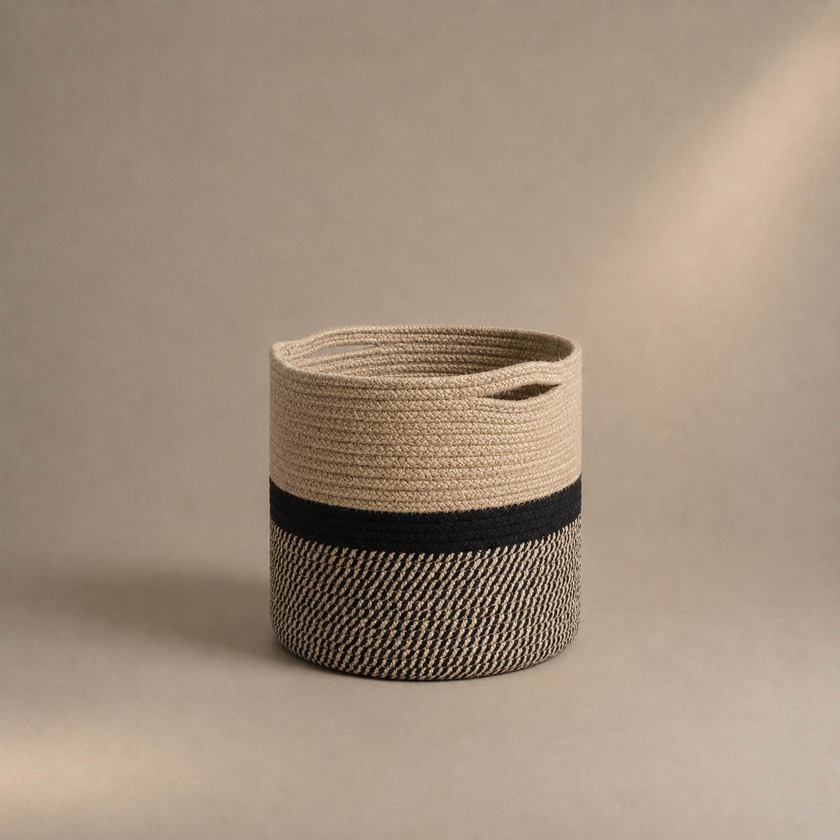 cache pots en osier et jute