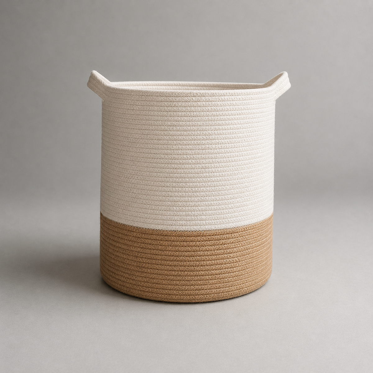 Panier à linge en osier blanc